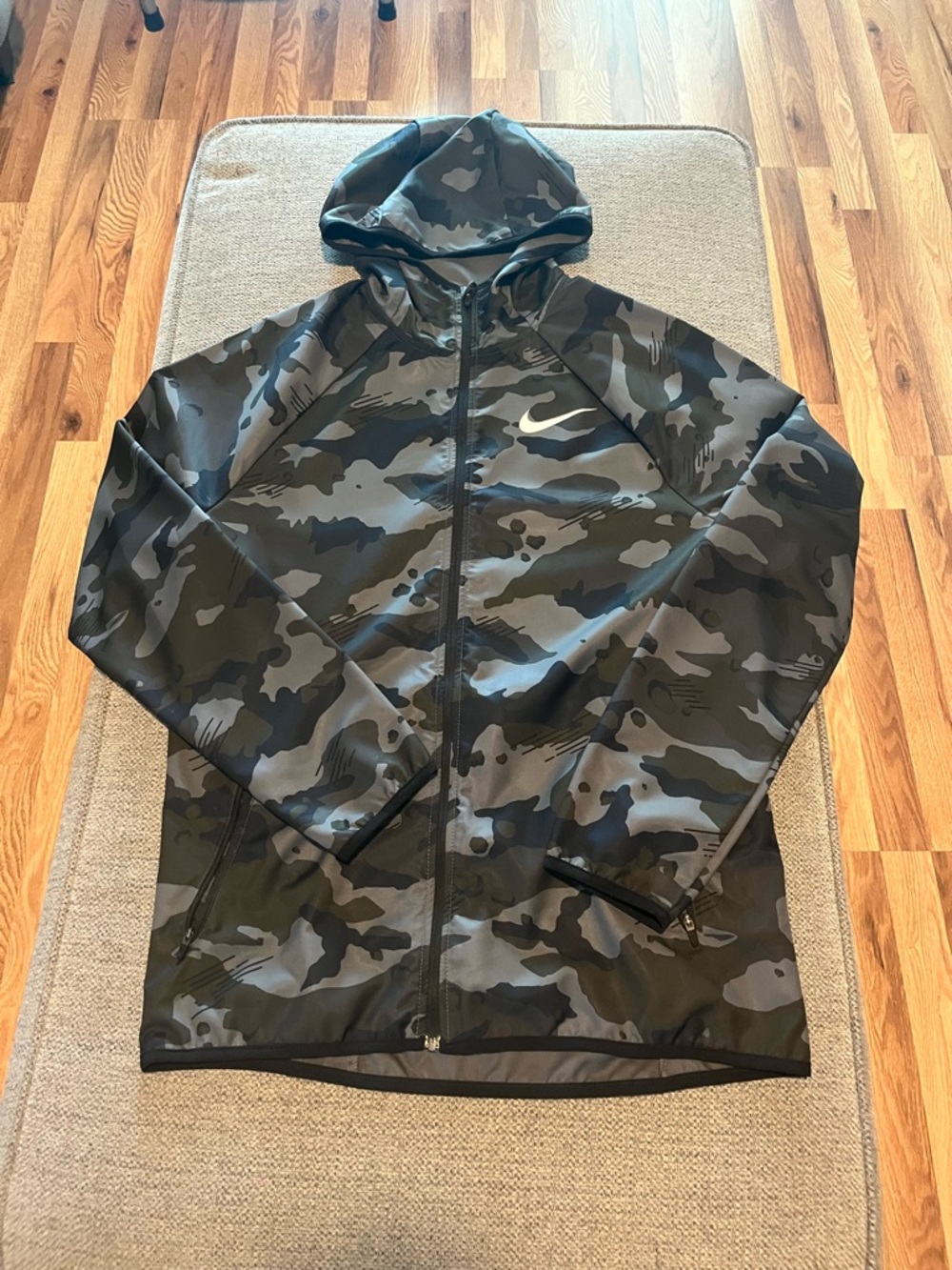 Nike Men's Dri Fit Camo Windbreaker Running Jacket Size Small New Without Tags